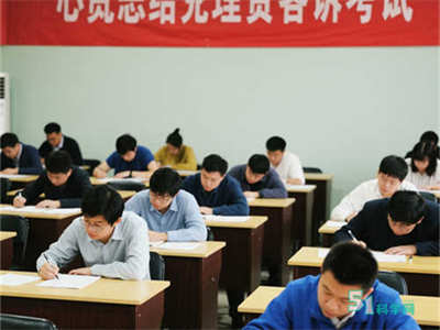 2025年考取心理咨询师证书的用途和价值